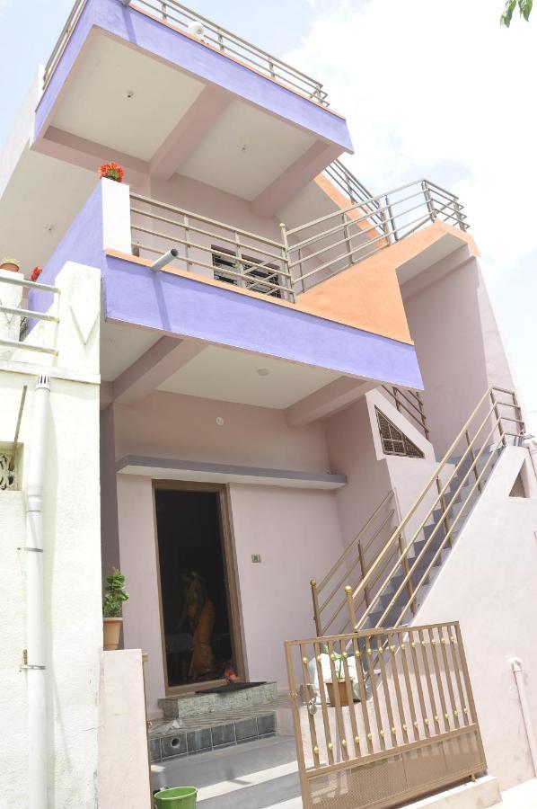 האמפי Classic Homestay מראה חיצוני תמונה